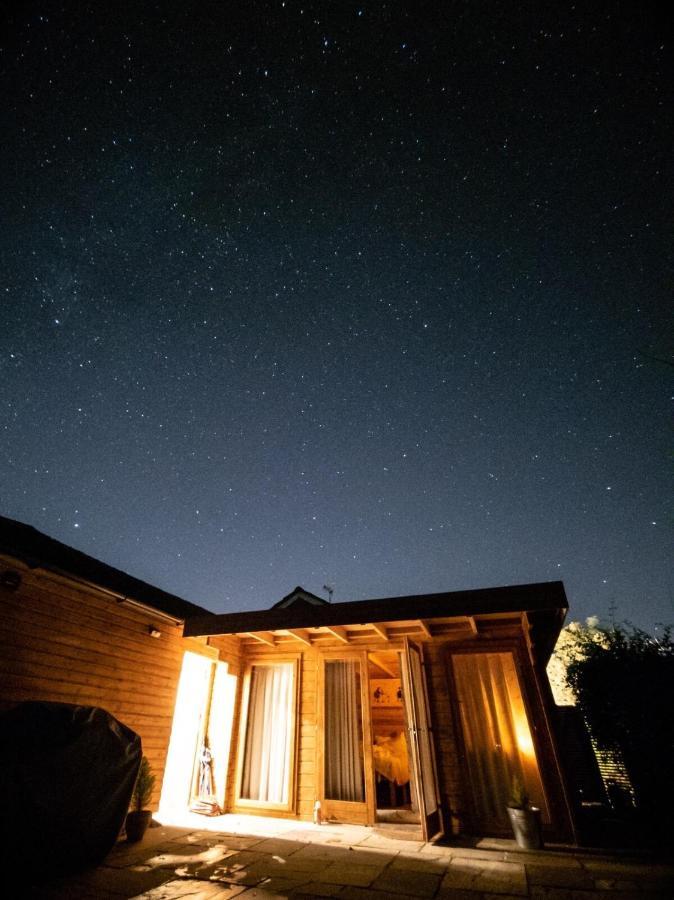 فيلا Moors Wood Relaxing ,Tranquil Retreat With Hot Tub كيبنهام المظهر الخارجي الصورة